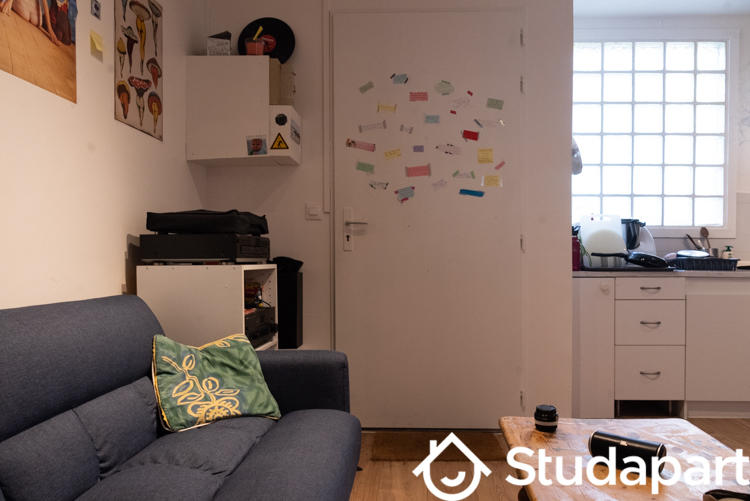 Chambre - 10 m² - 1 pièce