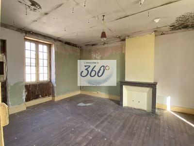 Maison de village - 111 m² - 5 pièces