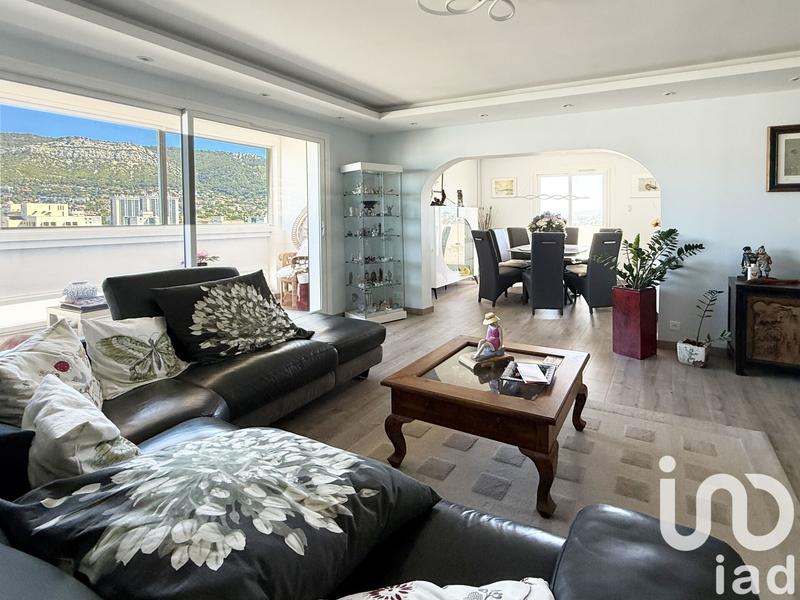 Appartement - 105 m² - 5 pièces