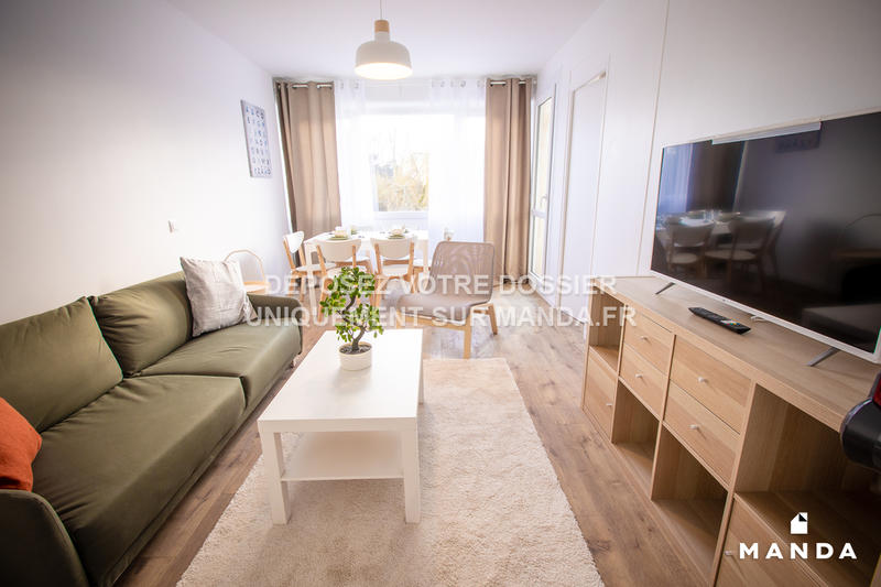 Chambre - 10 m² - 4 pièces