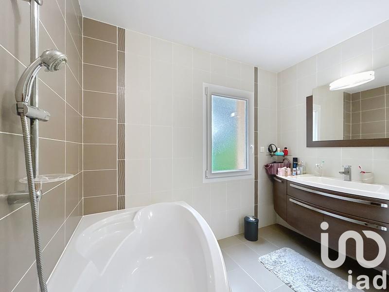 Maison - 119 m² - 5 pièces