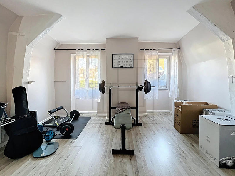 Appartement - 77 m² - 3 pièces