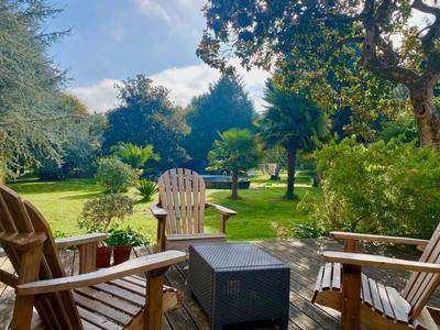 Demeure - 594 m² - 15 pièces