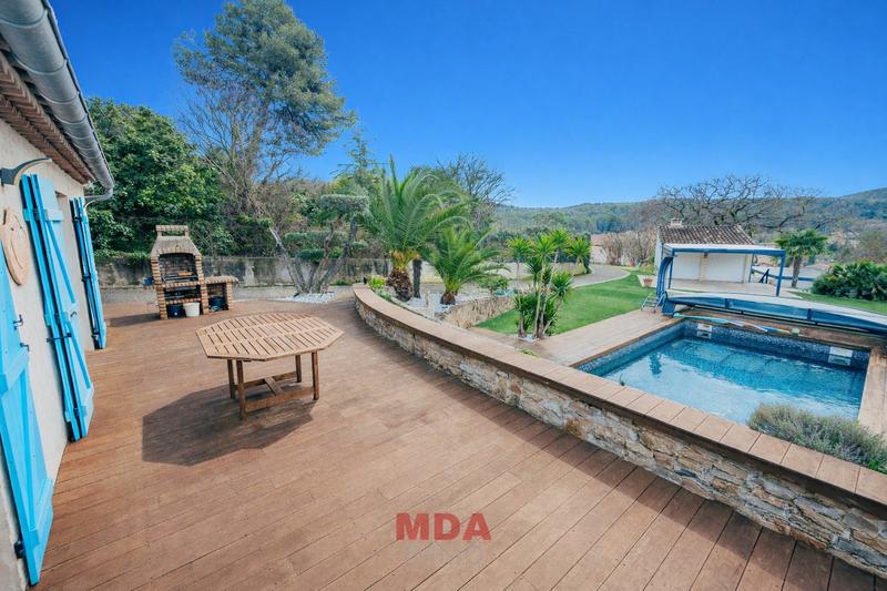 Villa - 195 m² - 7 pièces