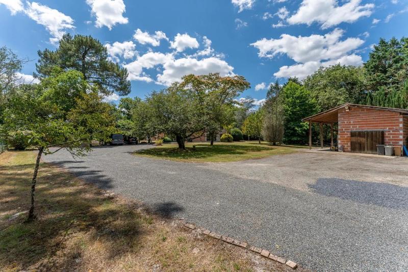 Villa - 218 m² - 7 pièces