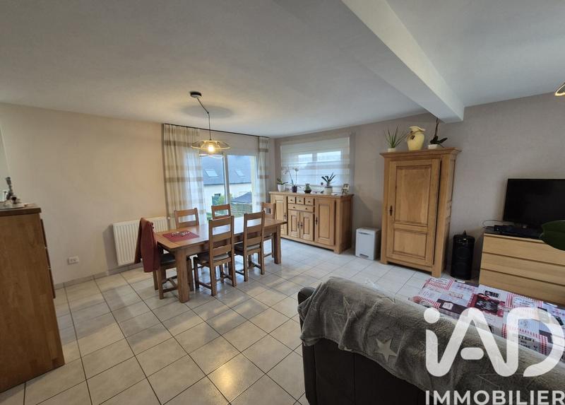 Maison - 95 m² - 5 pièces