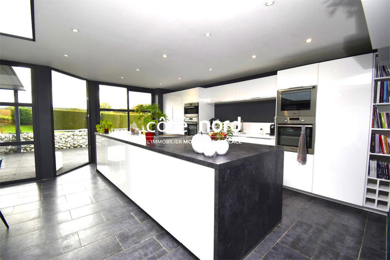 Villa - 198 m² - 7 pièces