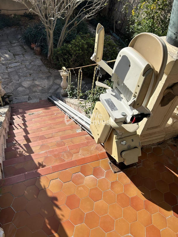 Villa - 200 m² - 6 pièces