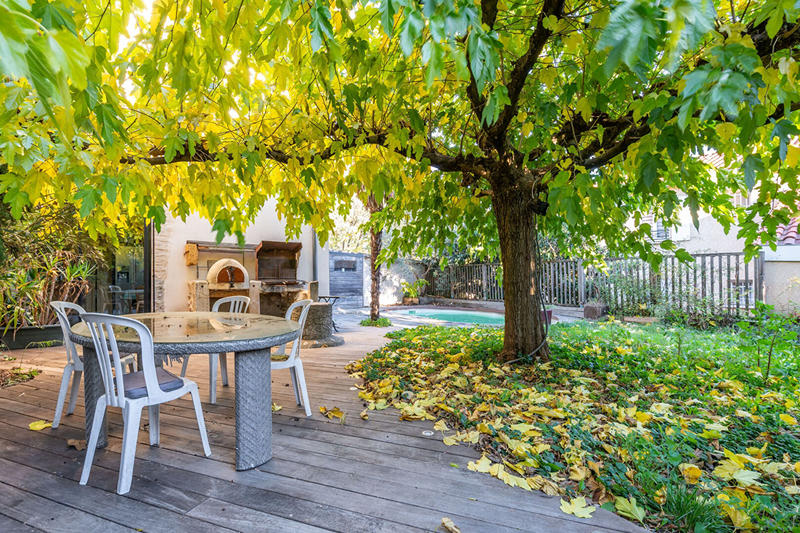 Maison - 343 m² - 7 pièces