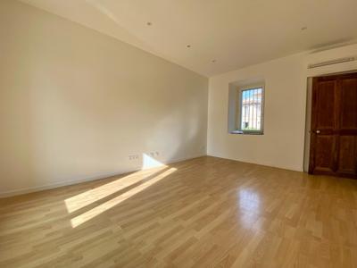 Bureau - 200 m² - 8 pièces