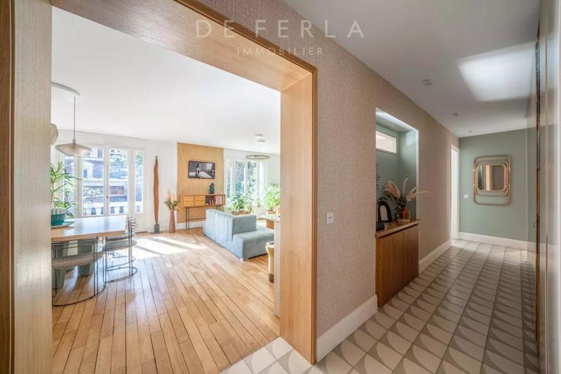 Appartement - 117 m² - 4 pièces