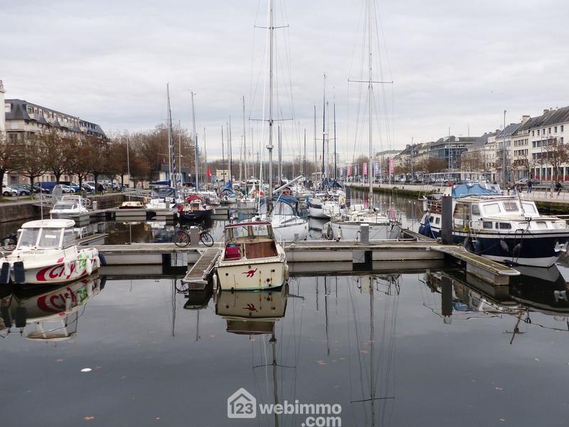 Loft - 203 m² - 8 pièces