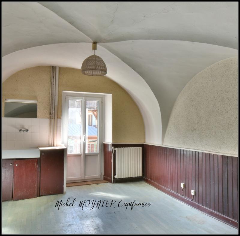 Maison - 368 m² - 7 pièces