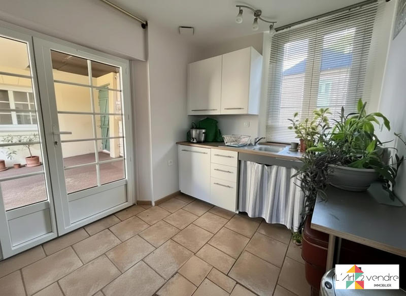 Maison - 156 m² - 8 pièces