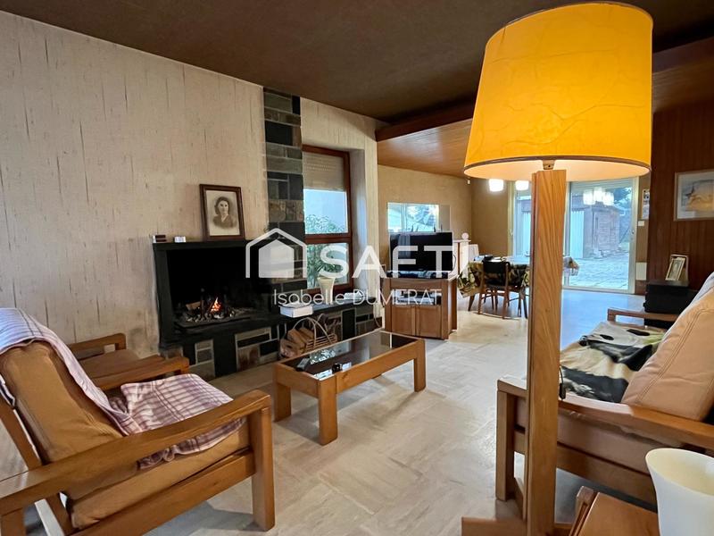 Maison - 137 m² - 5 pièces