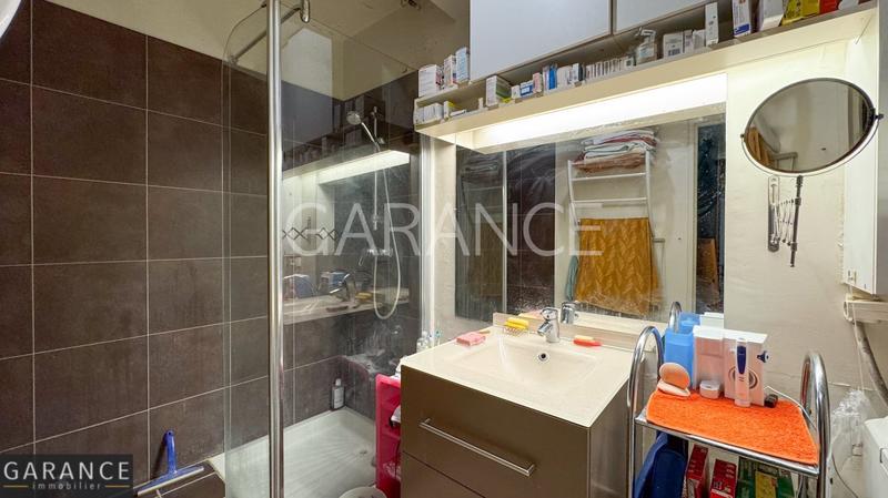 Appartement - 82 m² - 4 pièces