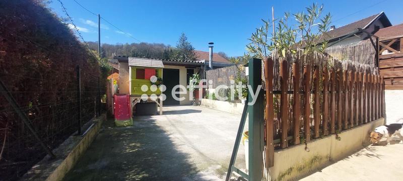 Maison - 121 m² - 6 pièces