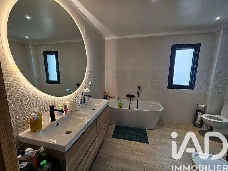 Maison - 109 m² - 5 pièces