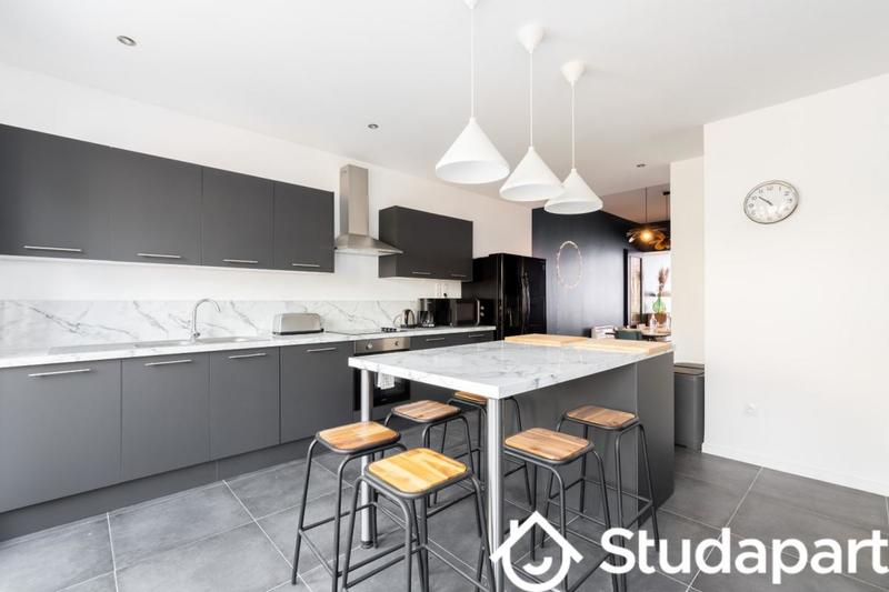 Chambre - 15 m² - 1 pièce