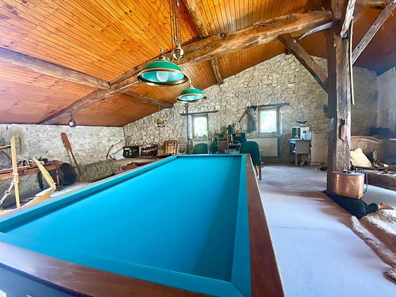 Maison de ville - 335 m² - 10 pièces