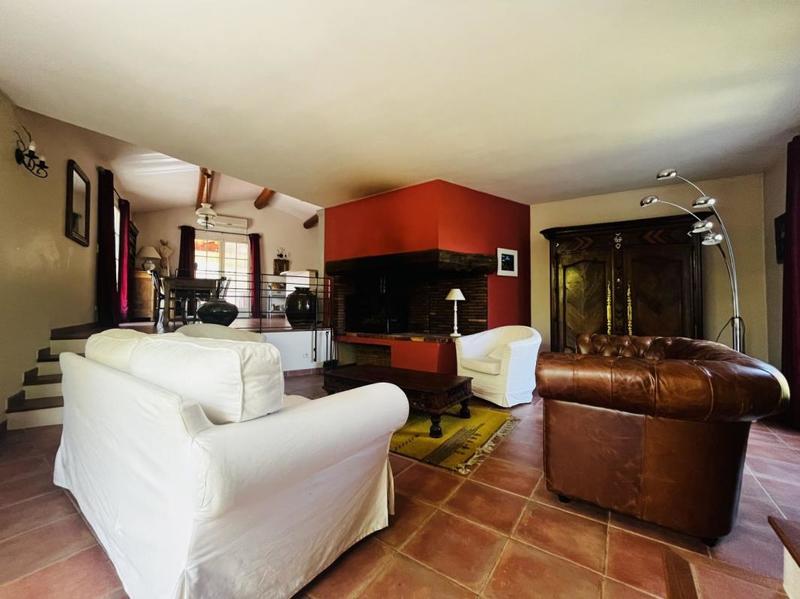 Mas - 148 m² - 5 pièces