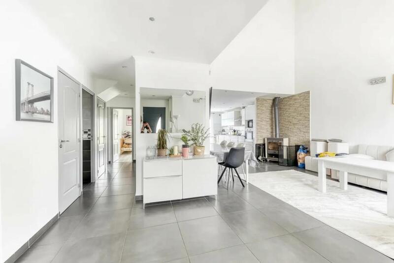 Maison - 138 m² - 7 pièces