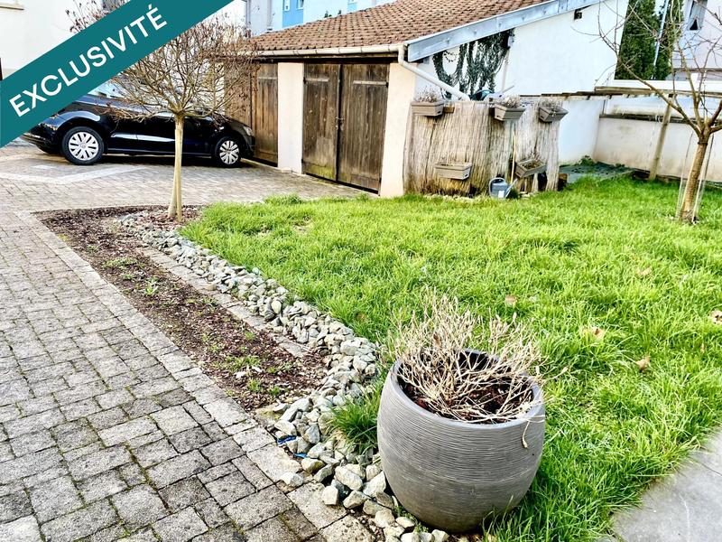 Maison - 90 m² - 5 pièces