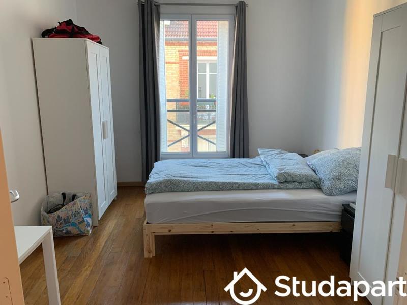 Chambre - 15 m² - 1 pièce