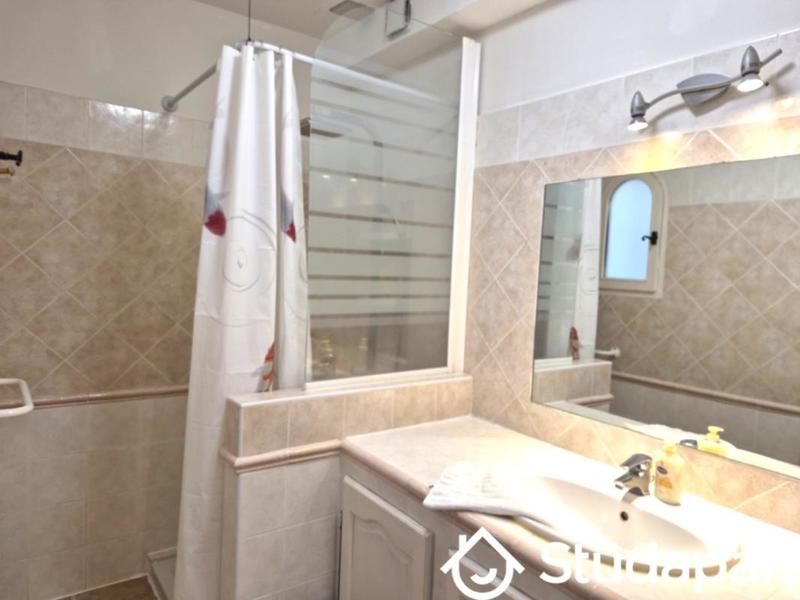 Appartement - 70 m² - 2 pièces