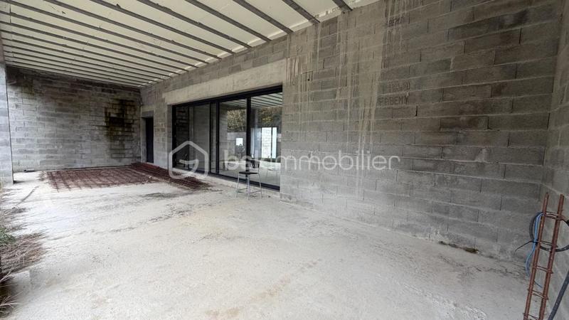 Maison - 190 m² - 5 pièces