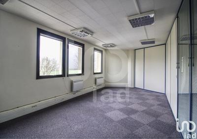 Bureau - 329 m²