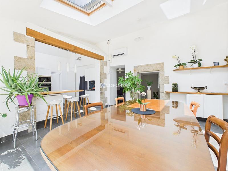 Maison - 190 m² - 8 pièces