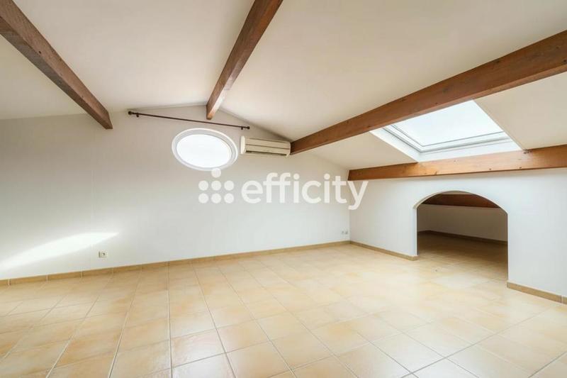 Villa - 160 m² - 5 pièces