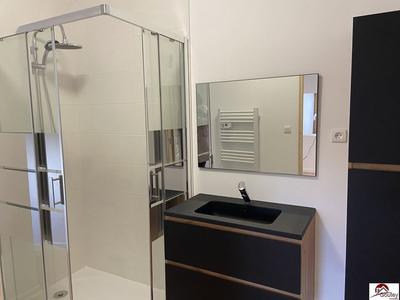 Maison traditionnelle - 61 m² - 3 pièces