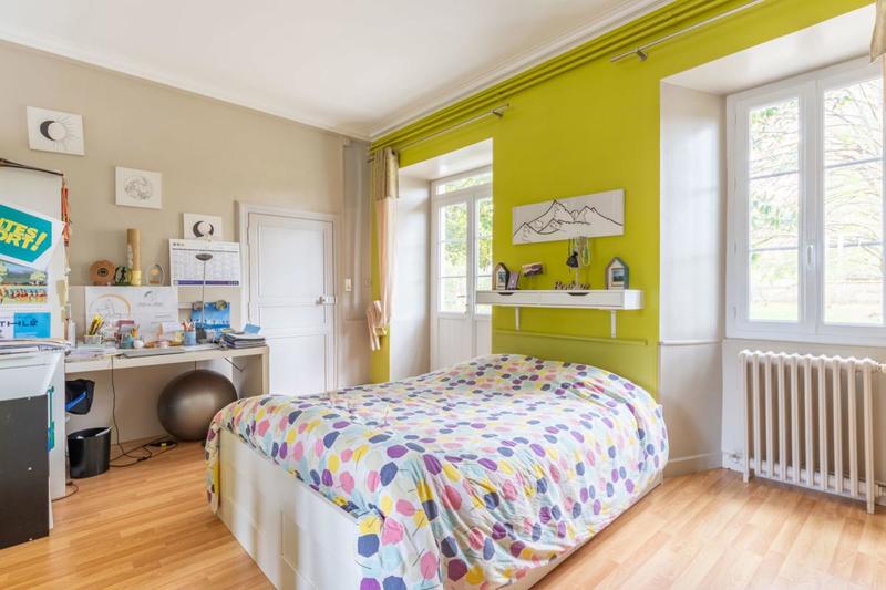 Demeure - 280 m² - 8 pièces