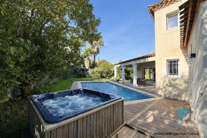 Maison - 155 m² - 5 pièces