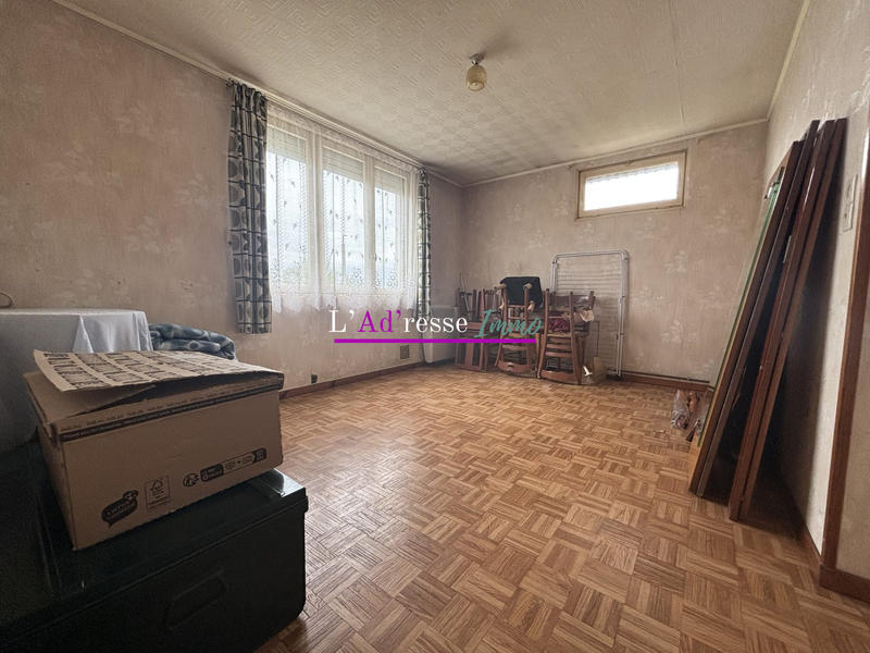 Maison - 88 m² - 4 pièces