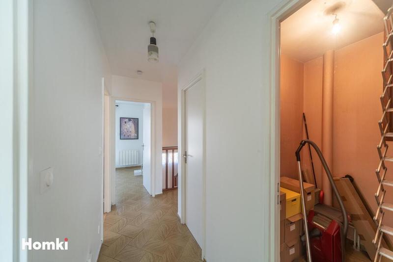 Maison - 104 m² - 4 pièces