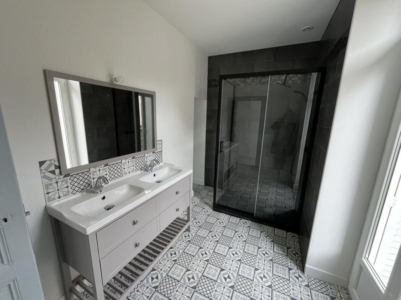 Maison - 160 m² - 6 pièces