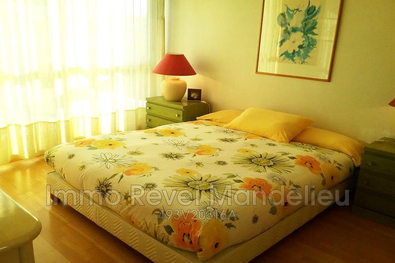 Appartement - 122 m² - 5 pièces