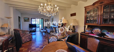 Maison - 180 m² - 5 pièces