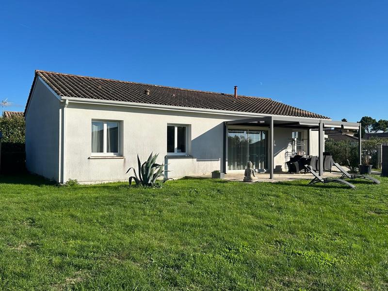 Maison contemporaine - 105 m² - 5 pièces