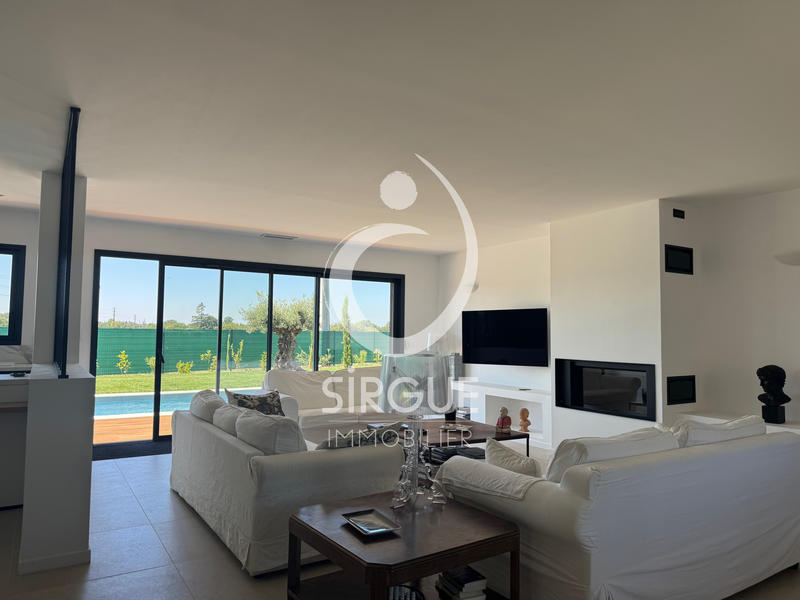 Villa - 167 m² - 5 pièces