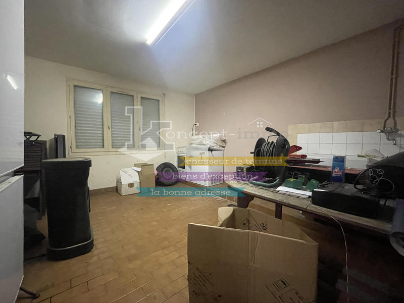 Local commercial - 354 m²