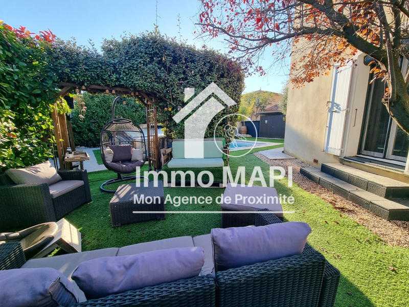 Maison - 110 m² - 5 pièces