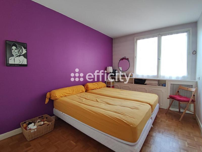 Appartement - 100 m² - 5 pièces