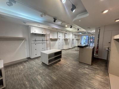 Local commercial - 120 m²