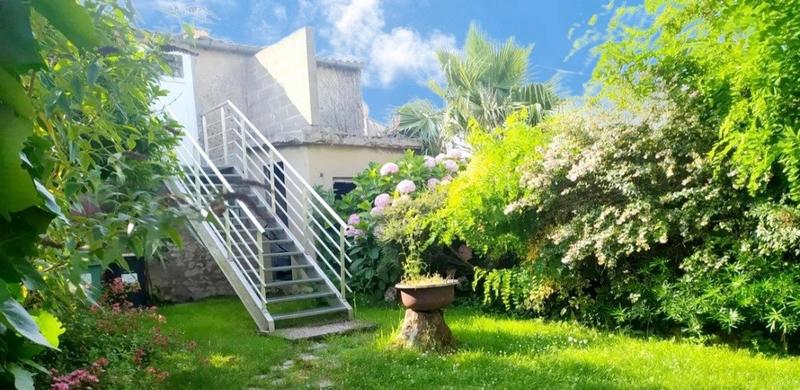 Maison - 189 m² - 7 pièces