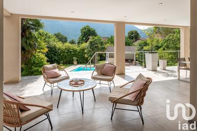 Maison de maîtres - 200 m² - 8 pièces