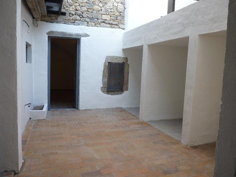 Appartement - 85 m² - 3 pièces